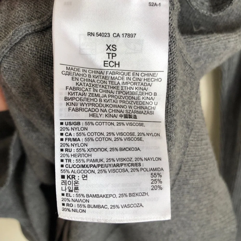 Banana Republic XS v-neck pullover hoodie sweater - Picture 8 of 9